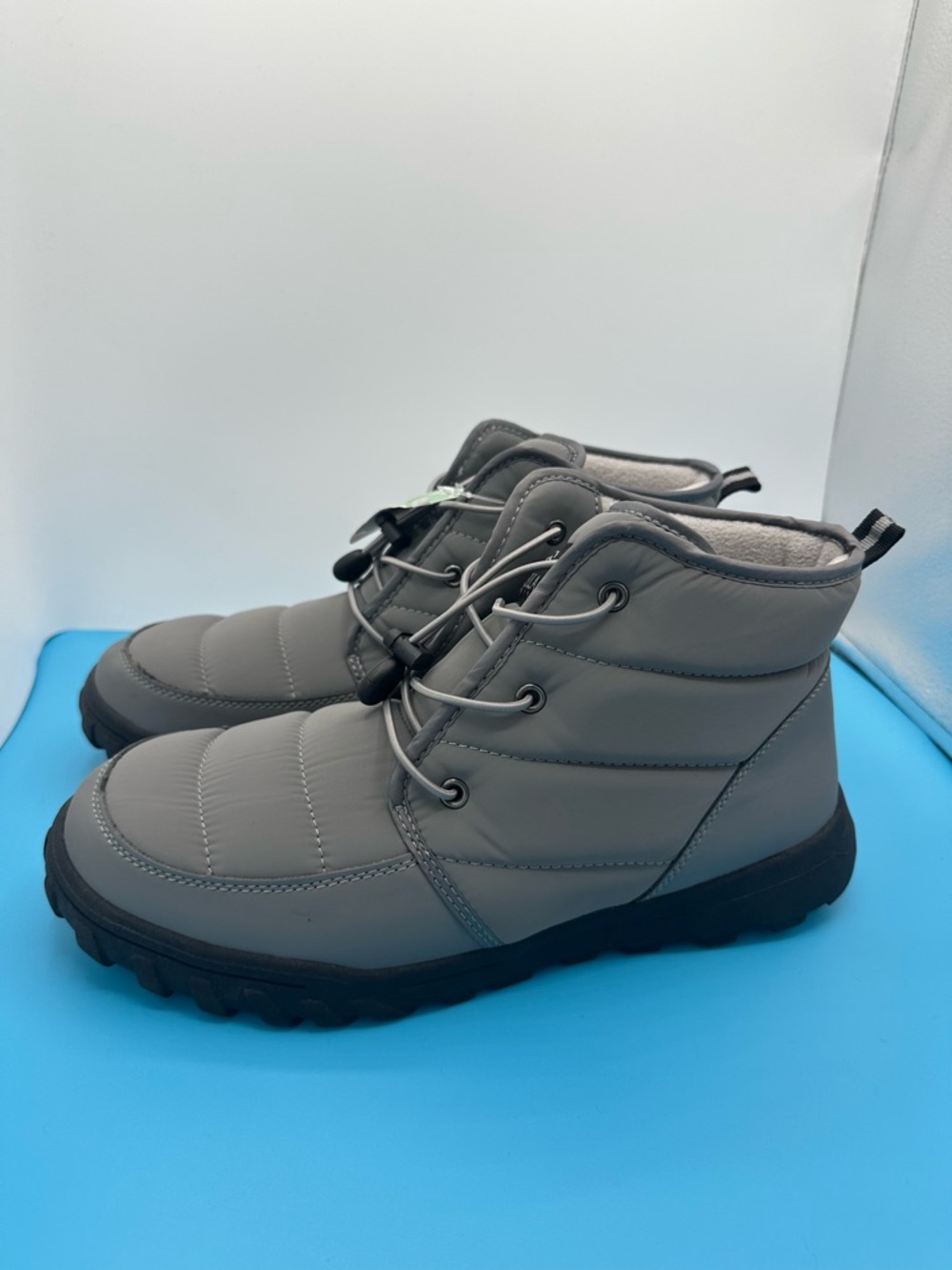 Magellan Outdoors Quilted Ankle Boots Mens size 11D Brand new